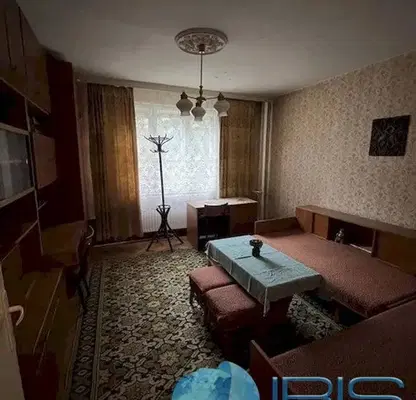 Снимка 2 — Тристаен апартамент в Шумен, Херсон