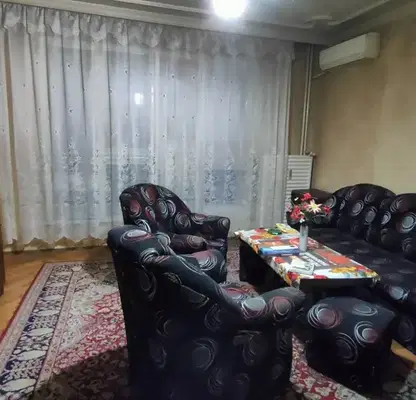 Снимка 4 — Тристаен апартамент в Шумен, Херсон