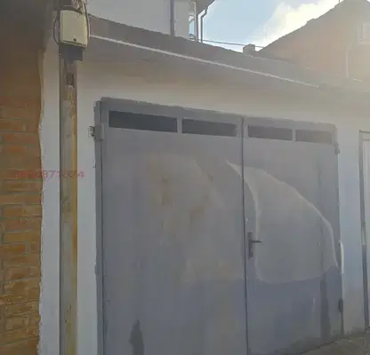 Photo 5 — Three-room apartment with garage and yard in Hristo Botev, Dobrich
