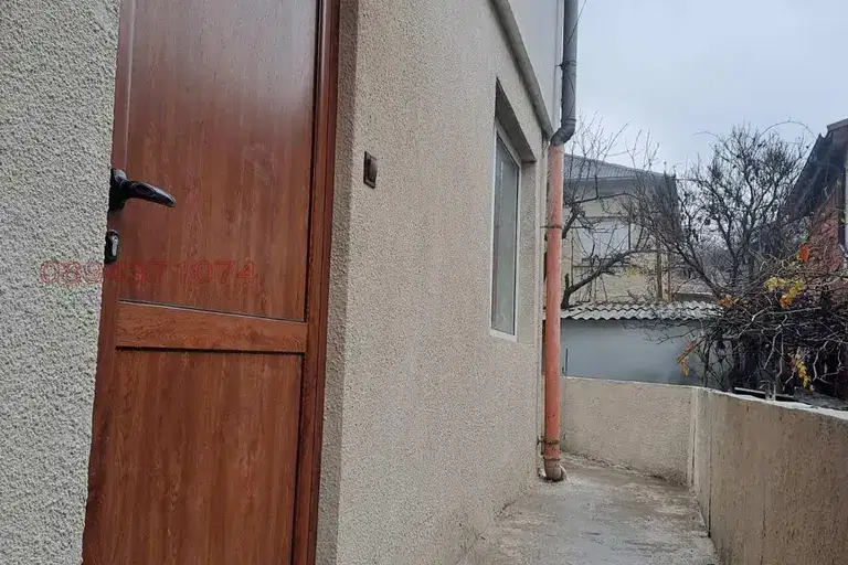 3-bedroom apartment in Dobrich, Hristo Botev