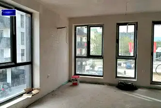 Тристаен апартамент с тераса в Христо Смирненски, Пловдив