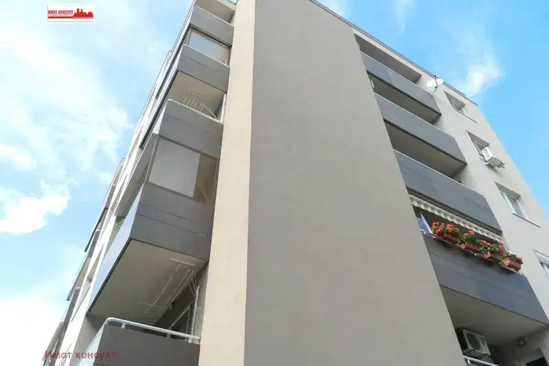 3-bedroom apartment in Plovdiv, Hristo Smirnenski