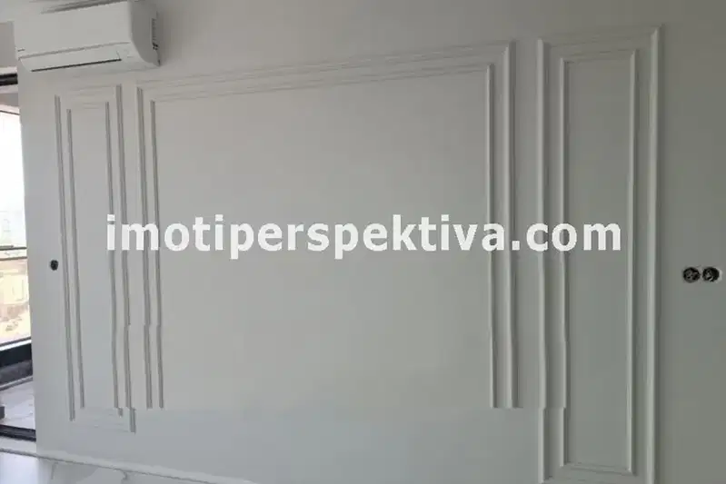 Тристаен апартамент в Пловдив, Христо Смирненски