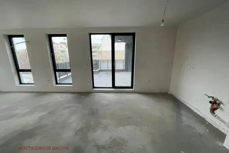3-bedroom apartment in Plovdiv, Hristo Smirnenski