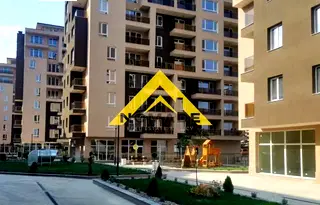 Тристаен апартамент в Пловдив, Христо Смирненски
