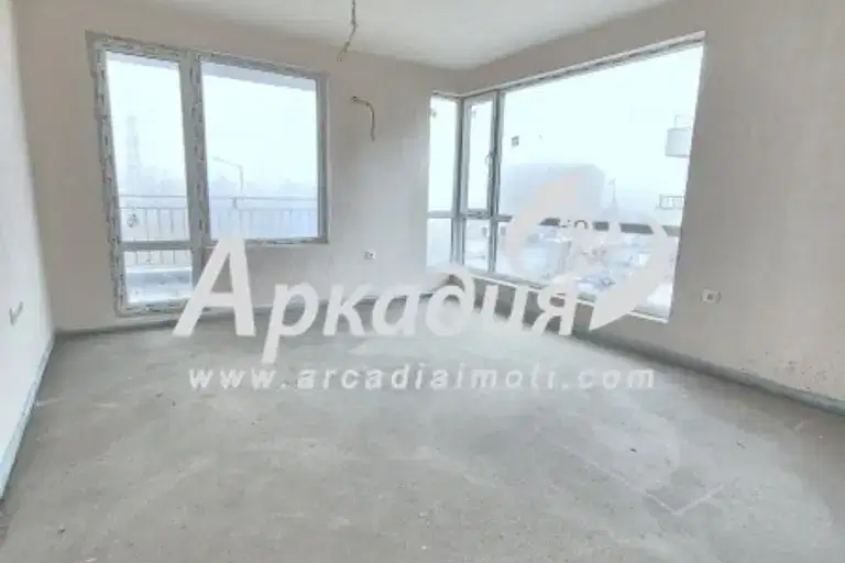 3-bedroom apartment in Plovdiv, Hristo Smirnenski