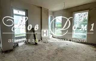 Тристаен апартамент в Пловдив, Христо Смирненски