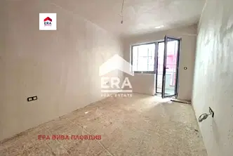 Тристаен апартамент в Пловдив, Христо Смирненски