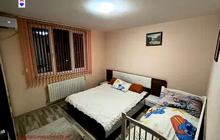 Тристаен апартамент в Русе, Хъшове