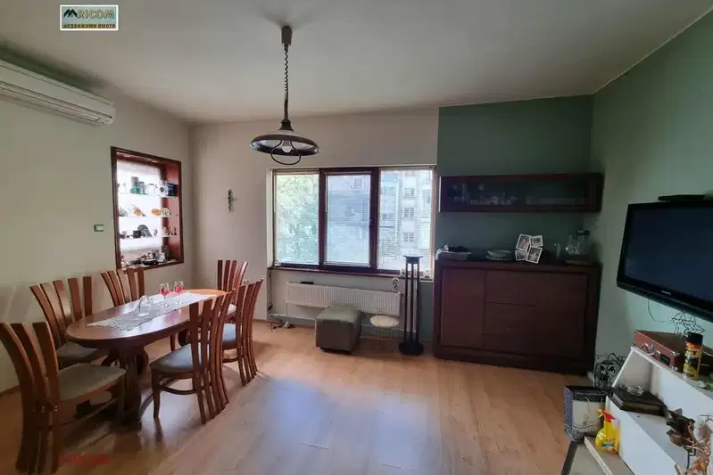 3-bedroom apartment in Pleven, Idealen Centyr