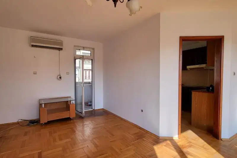3-bedroom apartment in Pazardjik, Idealen Centyr