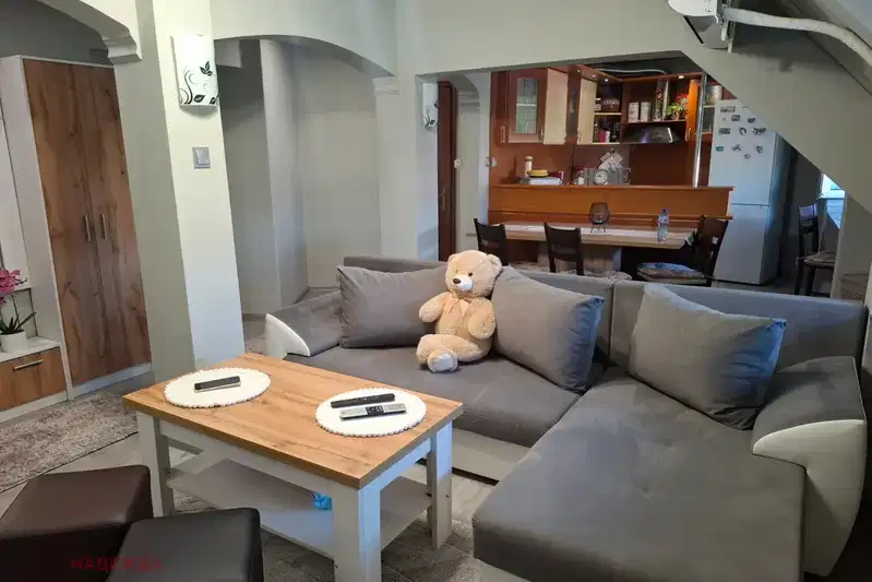 3-bedroom apartment in Pleven, Idealen Centyr