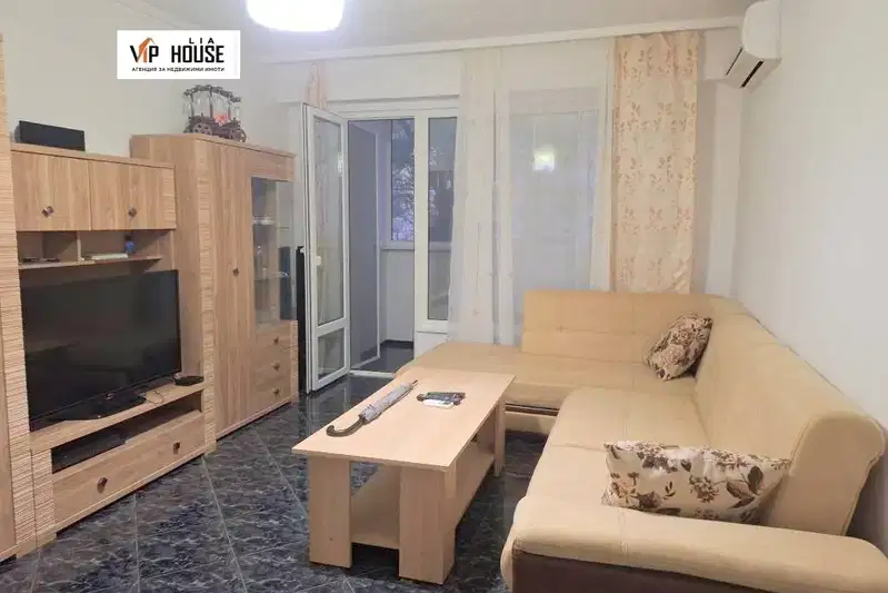 3-bedroom apartment in Pazardjik, Idealen Centyr