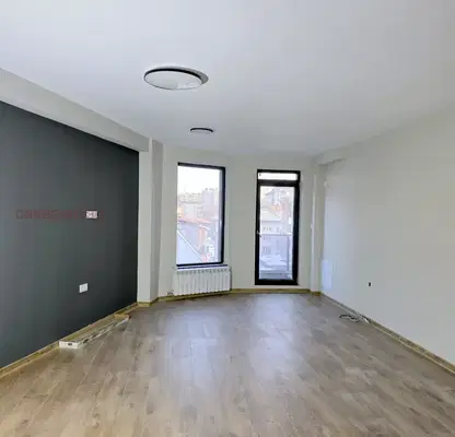 Photo 2 — Three-room apartment in Ideal Center, Pleven with elevator