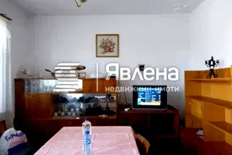 Тристаен апартамент в Благоев, Идеален център