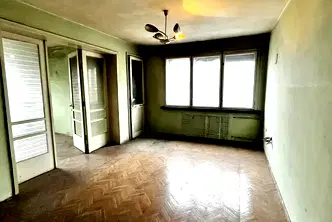 Тристаен апартамент в Плевен, Идеален център