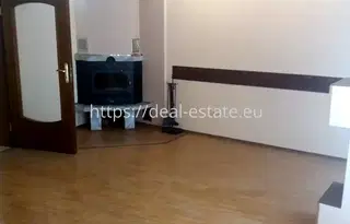 Тристаен апартамент в Благоев, Идеален център