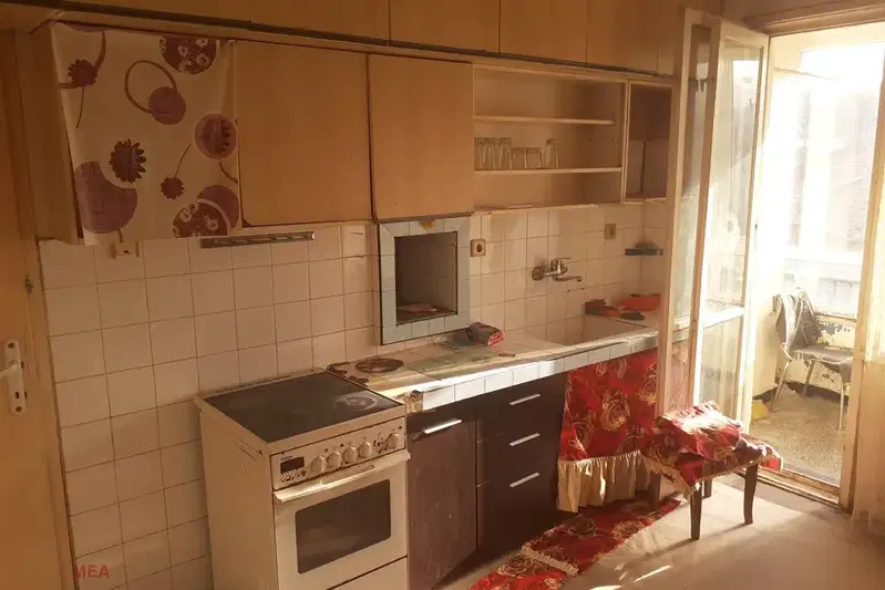 3-bedroom apartment in Pleven, Idealen Centyr