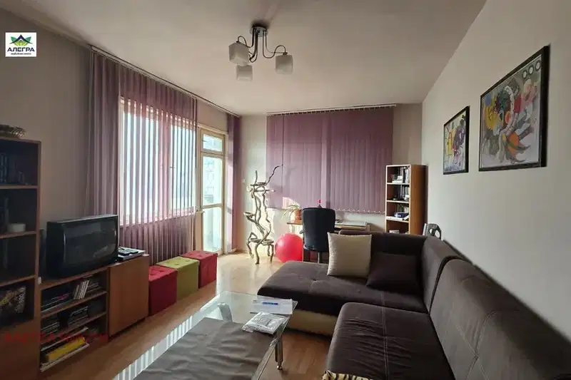 3-bedroom apartment in Pazardjik, Iztok