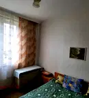Тристаен апартамент в Перник, Изток
