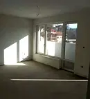 Тристаен апартамент в Перник, Изток