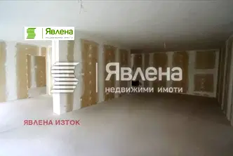Тристаен апартамент в София, Изток
