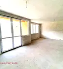 Тристаен апартамент в Перник, Изток