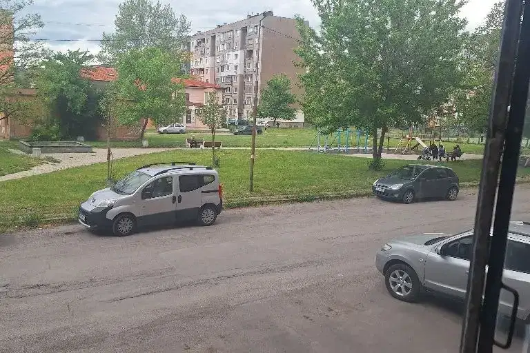 3-bedroom apartment in Pernik, Iztok