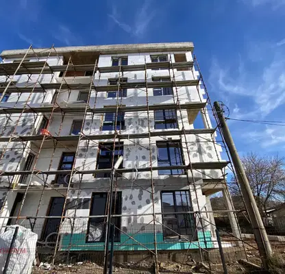 Photo 2 — 3-bedroom apartment in Pernik, Iztok