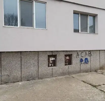 Снимка 4 — Тристаен апартамент с две усвоени тераси в кв. Изток, Перник