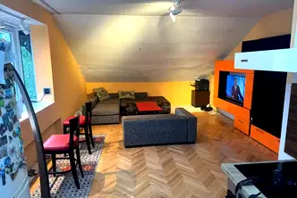 Тристаен апартамент в София, Изток