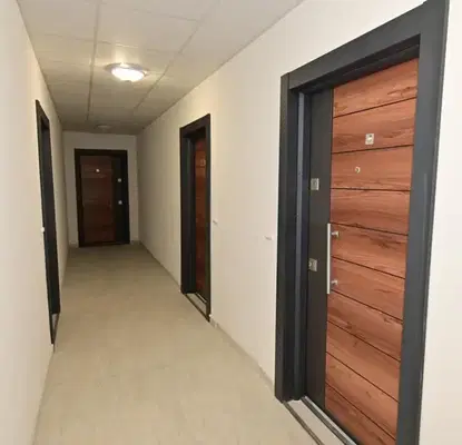 Снимка 5 — Тристаен апартамент в Перник, Изток