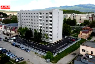 Тристаен апартамент в Перник, Изток