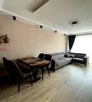 Тристаен апартамент в Перник, Изток