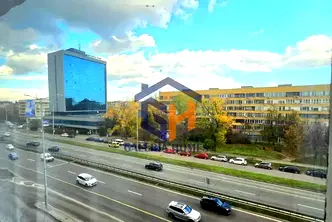 Тристаен апартамент в София, Изток
