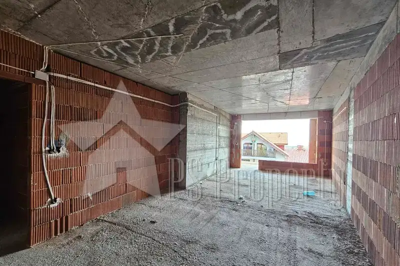 3-bedroom apartment in Stara Zagora, Jeleznik - Centyr
