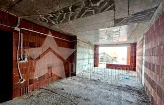 Тристаен апартамент в Стара Загора, Железник - център