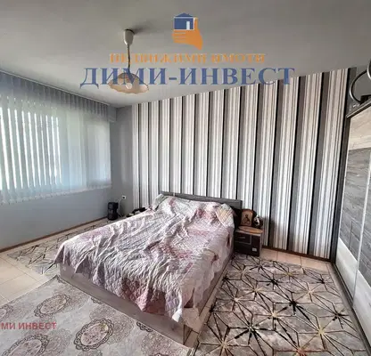 Снимка 3 — Тристаен апартамент в Добрич, ЖП Гара