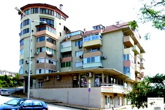 Тристаен апартамент във Велико Търново, Картала