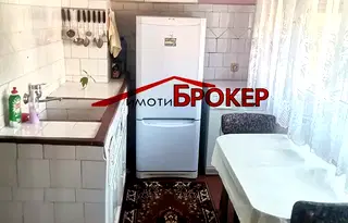 Тристаен апартамент в Сливен, Клуцохор