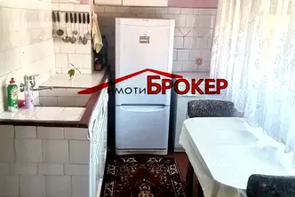 Тристаен апартамент в Сливен, Клуцохор