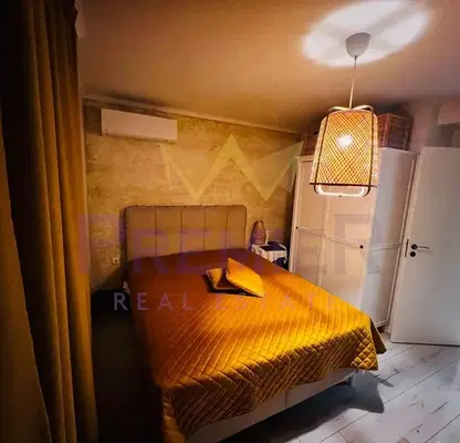 Снимка 5 — Тристаен апартамент във Варна, Колхозен пазар
