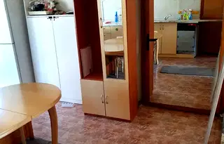 Тристаен апартамент във Варна, Колхозен пазар