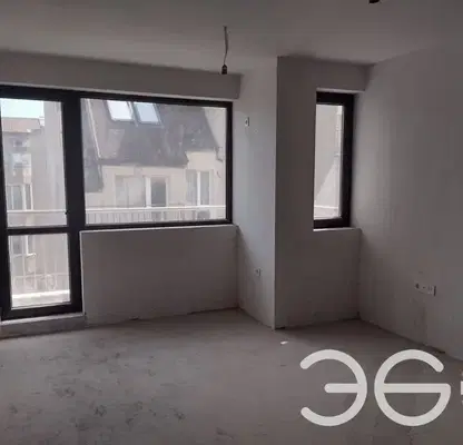 Photo 2 — 3-bedroom apartment in Varna, Kolhozen Pazar