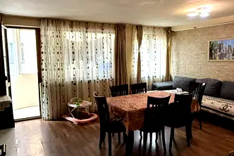 Тристаен апартамент във Варна, Колхозен пазар