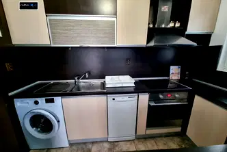 Тристаен апартамент във Варна, Колхозен пазар