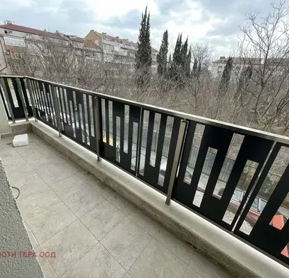 Снимка 5 — Тристаен апартамент с две тераси в Колхозен пазар, Варна