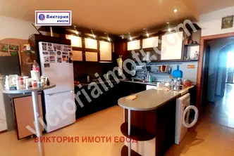 Тристаен апартамент във Велико Търново, Колю Фичето