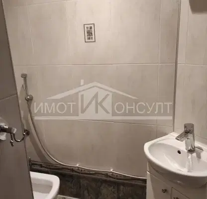 Снимка 5 — Тристаен апартамент във Велико Търново, Колю Фичето
