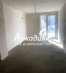 Тристаен апартамент с две тераси в Коматевски възел, Пловдив